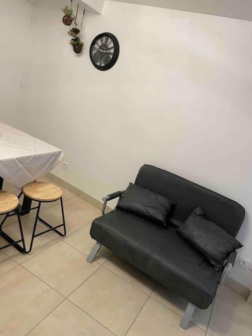 Le Cocon Balneo Apartman Sens Kültér fotó